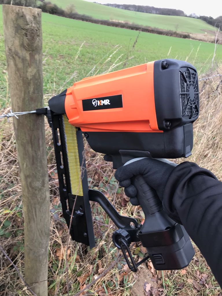 FENCING STAPLERS