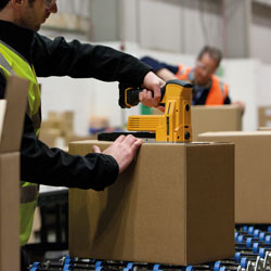 CARTON & PACKAGING STAPLERS CARTON & PACKAGING STAPLERS